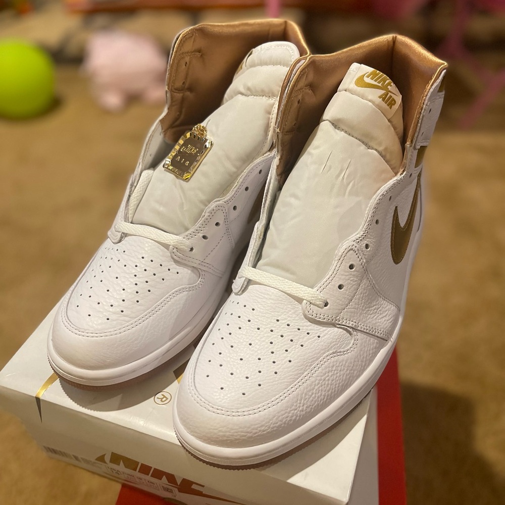 ❗️SOLD❗️Brand new Metallic Gold Air Jordan Retro 1